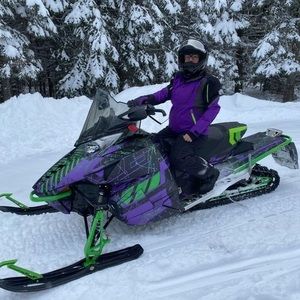 Meet your Posher, Gina